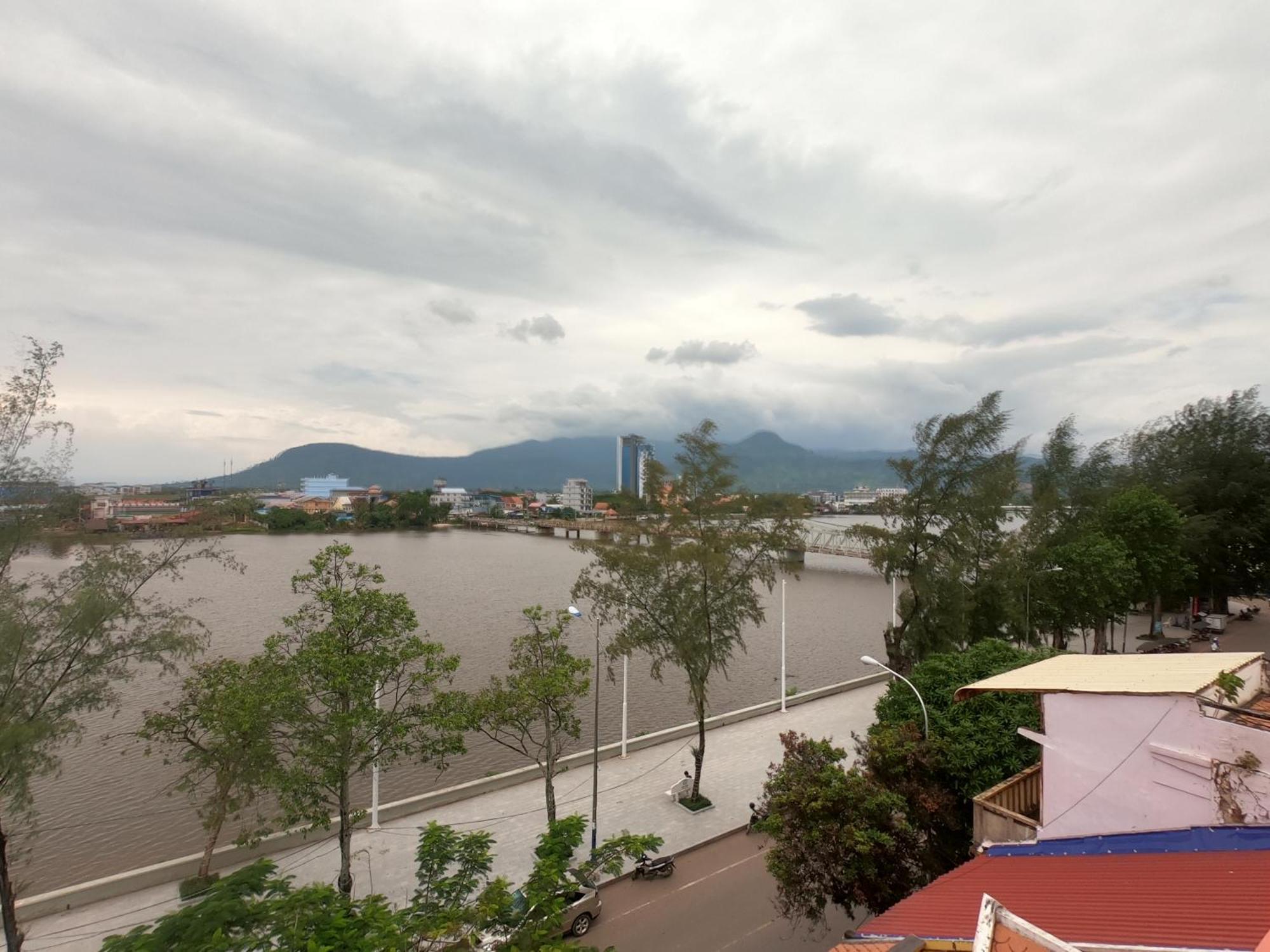 Hotel Good Morning Kampot Exteriér fotografie